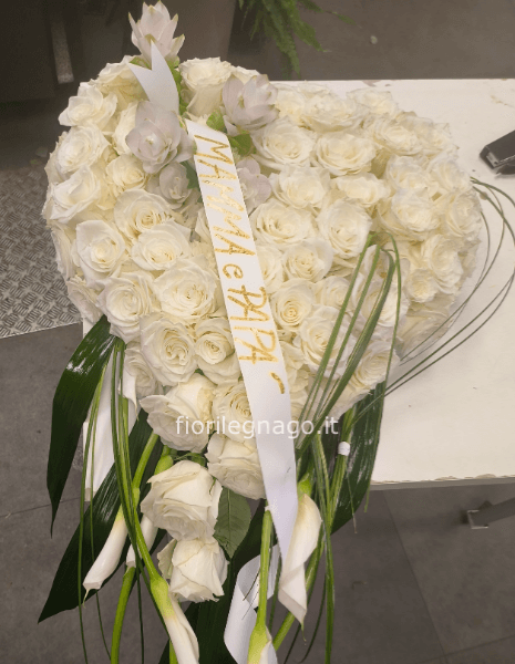 Cuore di rose a cuscino